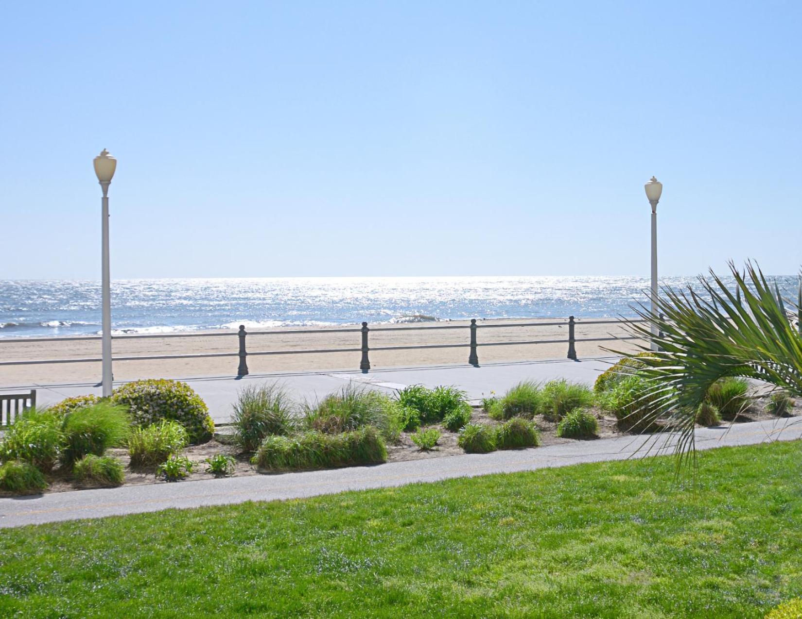 Country Inn & Suites By Radisson, Virginia Beach Oceanfront , Va מראה חיצוני תמונה